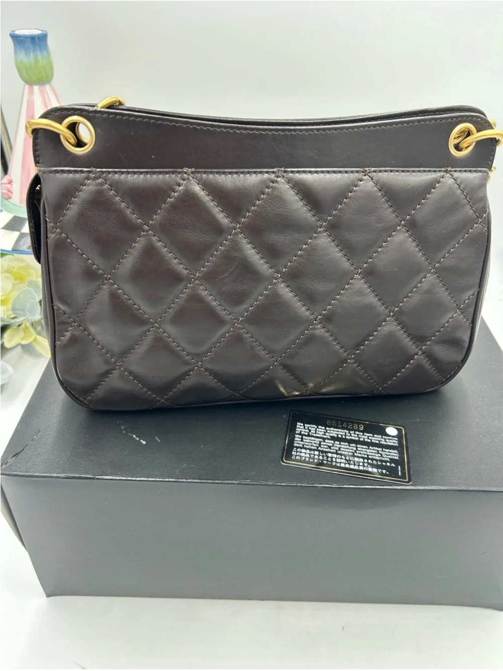 Women’s Chanel cargo pocket quilted shoulder bag made in France